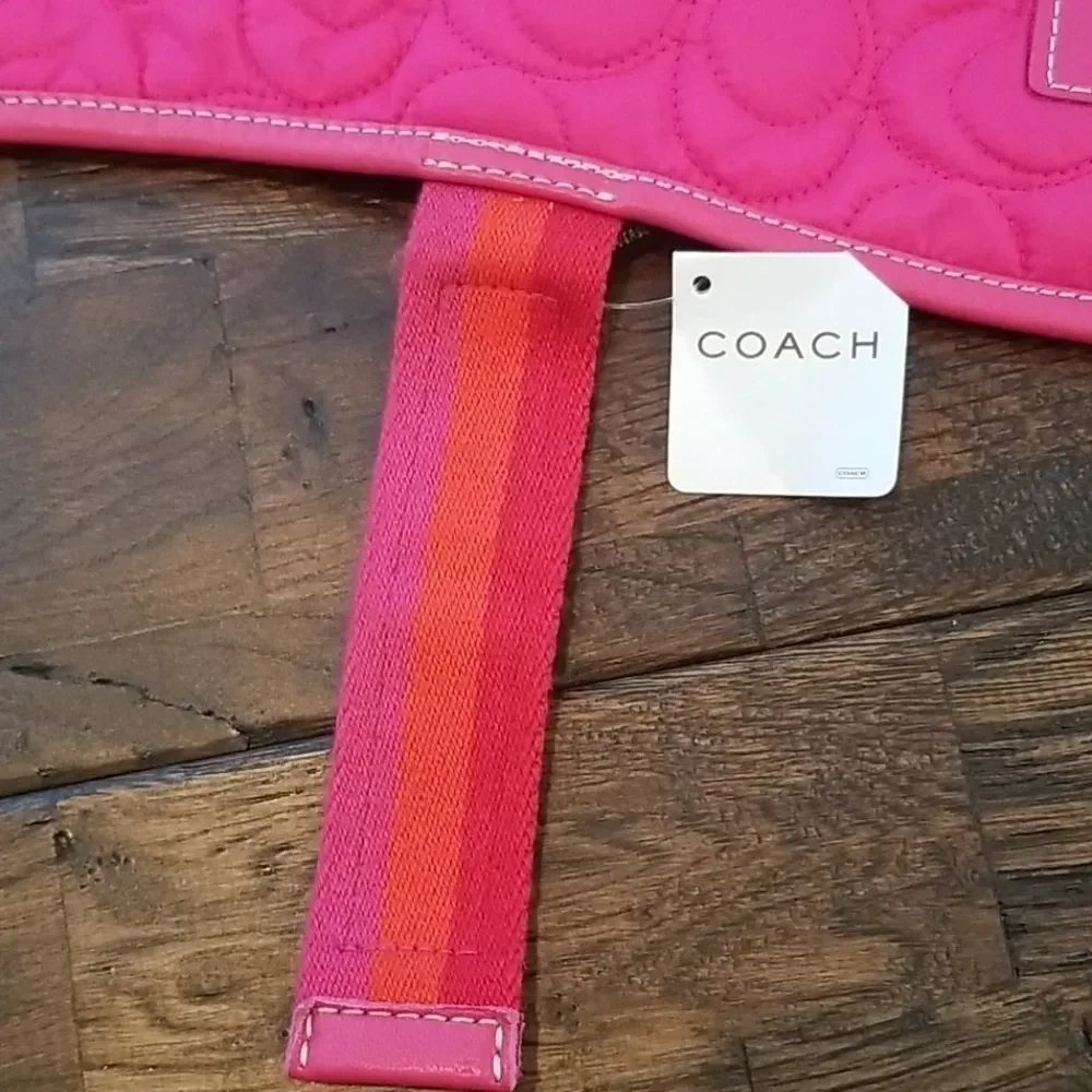Coach Dog Puffer Jacket Coat Medium - Picture 10 of 12
